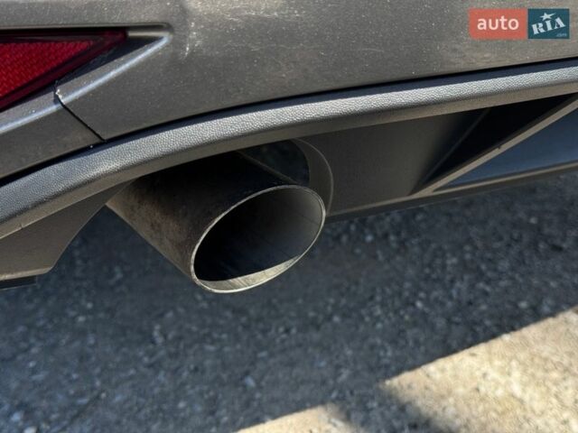 Сірий Фольксваген Гольф, об'ємом двигуна 1.6 л та пробігом 275 тис. км за 11400 $, фото 49 на Automoto.ua