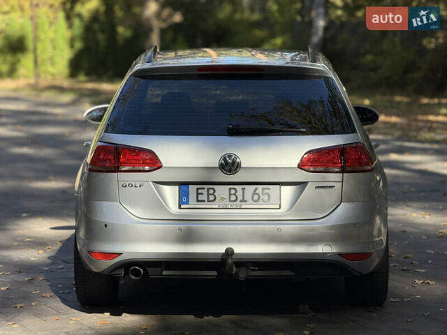 Серый Фольксваген Гольф, объемом двигателя 1.6 л и пробегом 230 тыс. км за 10500 $, фото 18 на Automoto.ua
