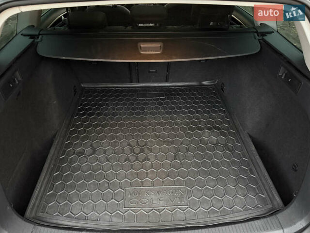 Серый Фольксваген Гольф, объемом двигателя 1.97 л и пробегом 288 тыс. км за 11899 $, фото 61 на Automoto.ua