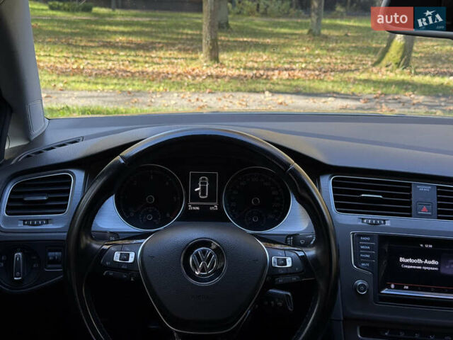 Серый Фольксваген Гольф, объемом двигателя 1.6 л и пробегом 230 тыс. км за 10500 $, фото 20 на Automoto.ua