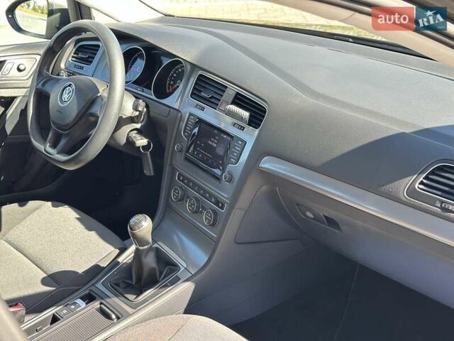 Сірий Фольксваген Гольф, об'ємом двигуна 1.6 л та пробігом 238 тис. км за 11800 $, фото 38 на Automoto.ua