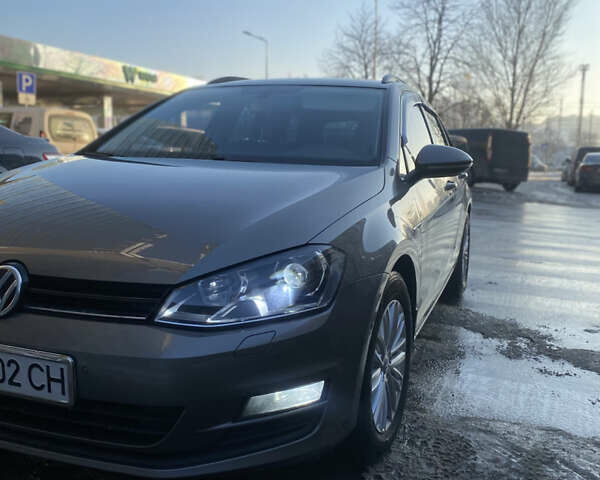 Серый Фольксваген Гольф, объемом двигателя 1.6 л и пробегом 290 тыс. км за 12600 $, фото 1 на Automoto.ua