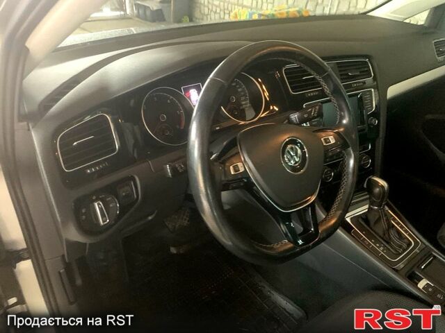 Сірий Фольксваген Гольф, об'ємом двигуна 2 л та пробігом 266 тис. км за 10800 $, фото 10 на Automoto.ua