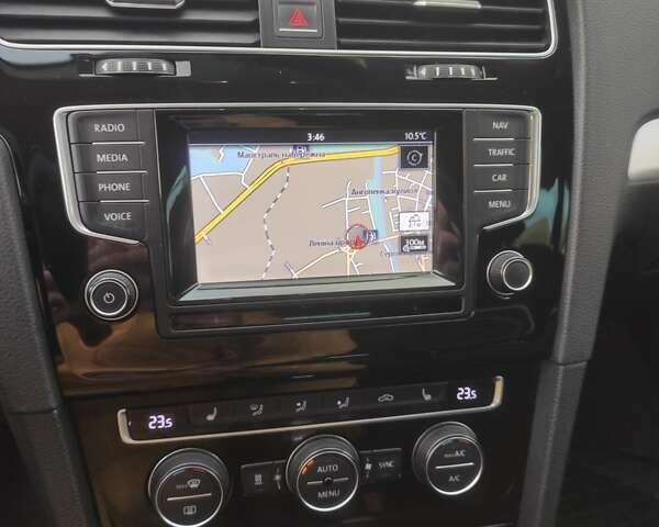 Серый Фольксваген Гольф, объемом двигателя 1.97 л и пробегом 340 тыс. км за 10500 $, фото 24 на Automoto.ua