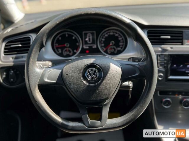 Серый Фольксваген Гольф, объемом двигателя 1.6 л и пробегом 200 тыс. км за 10100 $, фото 13 на Automoto.ua