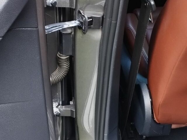 Серый Фольксваген Гольф, объемом двигателя 0 л и пробегом 372 тыс. км за 10400 $, фото 12 на Automoto.ua