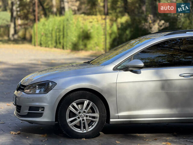 Серый Фольксваген Гольф, объемом двигателя 1.6 л и пробегом 230 тыс. км за 10500 $, фото 13 на Automoto.ua