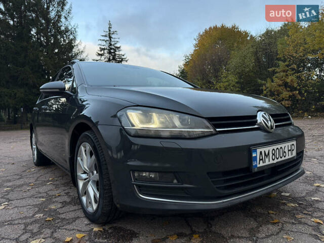 Фольксваген Гольф 2014 у Житомирі на Automoto.ua Сірий Фольксваген Гольф, об'ємом двигуна 1.97 л та пробігом 288 тис. км за 11999 $, фото 18 на Automoto.ua