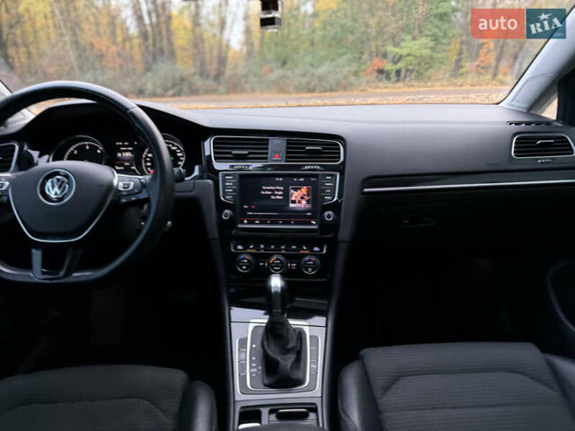 Серый Фольксваген Гольф, объемом двигателя 1.97 л и пробегом 288 тыс. км за 11899 $, фото 45 на Automoto.ua
