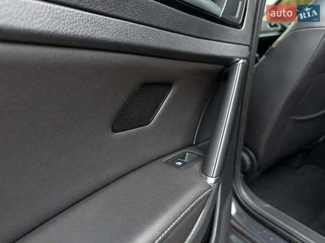 Серый Фольксваген Гольф, объемом двигателя 1.97 л и пробегом 288 тыс. км за 11899 $, фото 56 на Automoto.ua