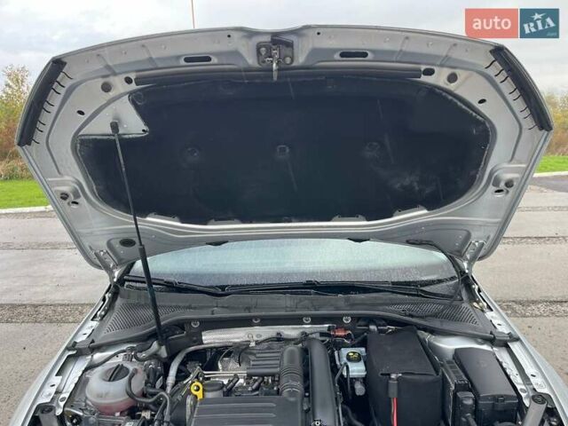 Серый Фольксваген Гольф, объемом двигателя 1.2 л и пробегом 140 тыс. км за 10490 $, фото 31 на Automoto.ua