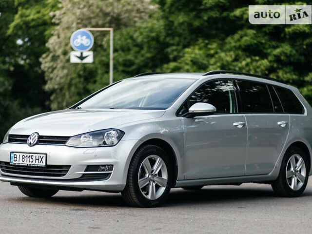 Серый Фольксваген Гольф, объемом двигателя 1.6 л и пробегом 250 тыс. км за 11100 $, фото 69 на Automoto.ua