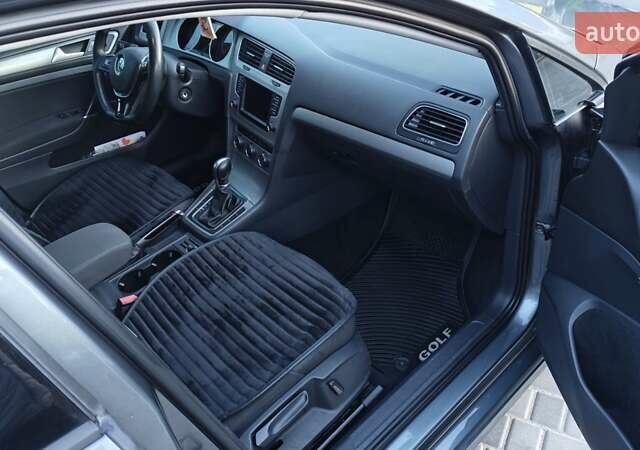 Серый Фольксваген Гольф, объемом двигателя 1.8 л и пробегом 184 тыс. км за 10600 $, фото 10 на Automoto.ua