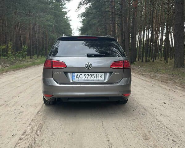 Серый Фольксваген Гольф, объемом двигателя 1.6 л и пробегом 205 тыс. км за 12500 $, фото 1 на Automoto.ua