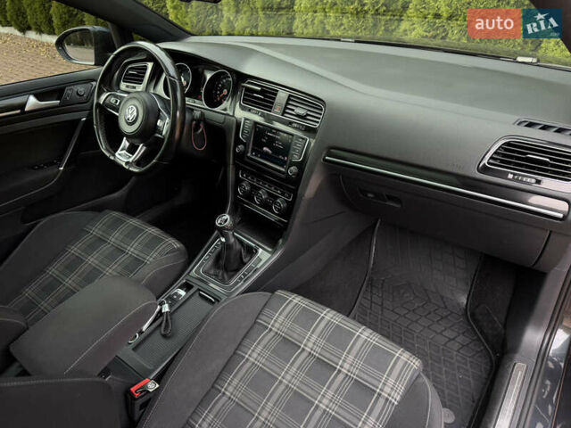 Серый Фольксваген Гольф, объемом двигателя 1.97 л и пробегом 333 тыс. км за 11999 $, фото 48 на Automoto.ua