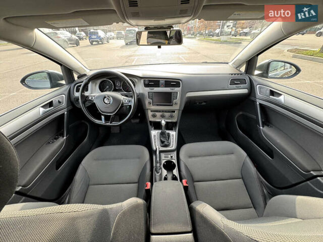 Серый Фольксваген Гольф, объемом двигателя 1.97 л и пробегом 194 тыс. км за 13250 $, фото 22 на Automoto.ua