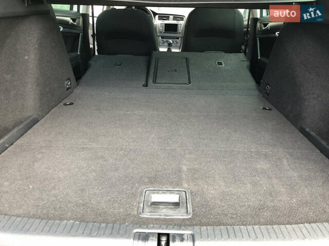 Серый Фольксваген Гольф, объемом двигателя 1.6 л и пробегом 242 тыс. км за 10200 $, фото 19 на Automoto.ua