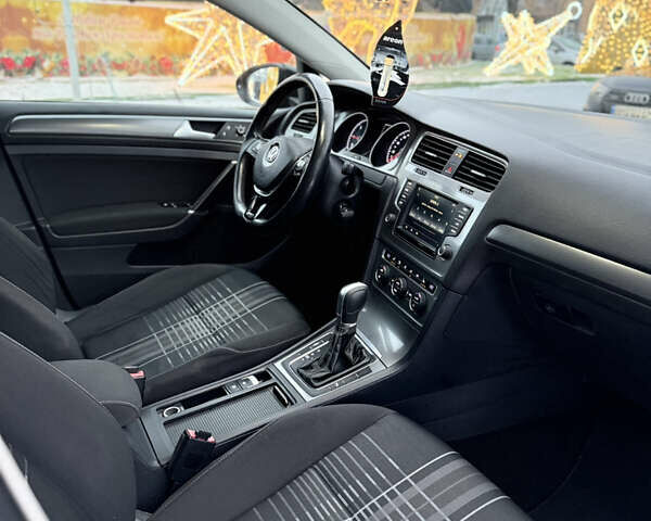 Серый Фольксваген Гольф, объемом двигателя 1.97 л и пробегом 332 тыс. км за 10900 $, фото 8 на Automoto.ua