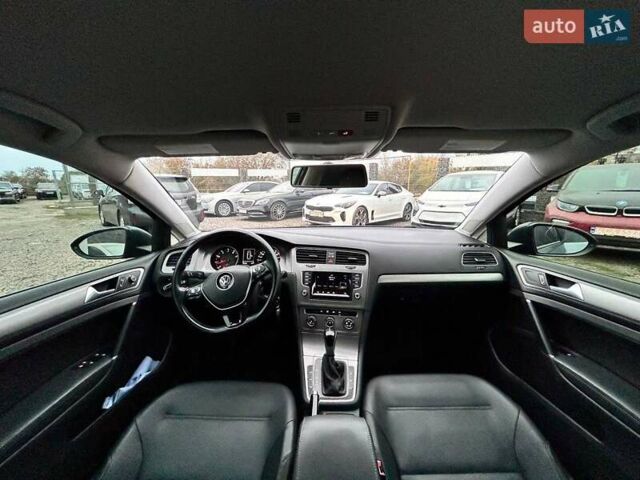 Серый Фольксваген Гольф, объемом двигателя 1.8 л и пробегом 194 тыс. км за 11800 $, фото 33 на Automoto.ua