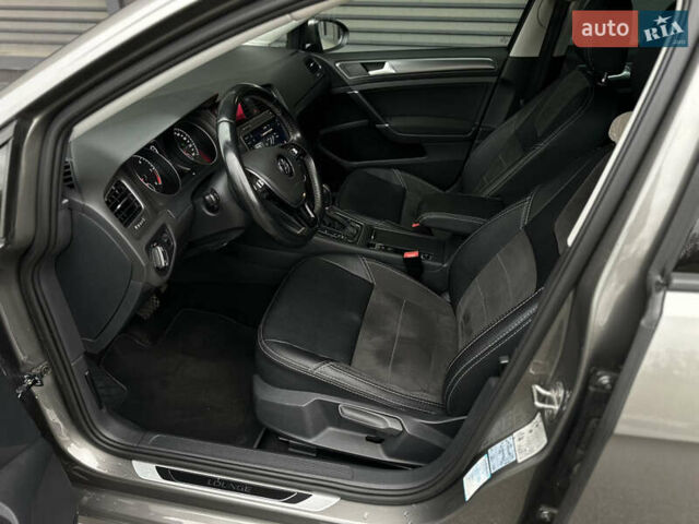 Сірий Фольксваген Гольф, об'ємом двигуна 1.97 л та пробігом 239 тис. км за 14500 $, фото 8 на Automoto.ua