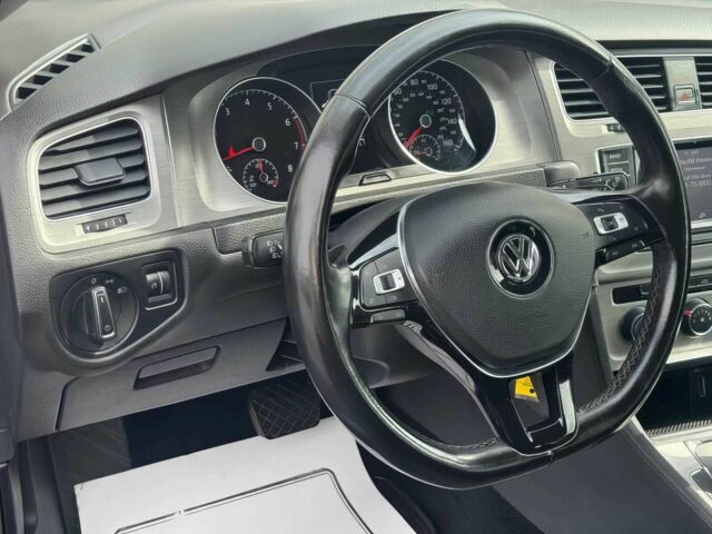 Серый Фольксваген Гольф, объемом двигателя 1.8 л и пробегом 78 тыс. км за 2600 $, фото 7 на Automoto.ua