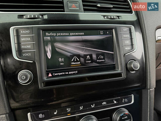 Серый Фольксваген Гольф, объемом двигателя 1.97 л и пробегом 333 тыс. км за 11999 $, фото 56 на Automoto.ua