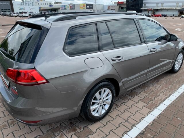 Серый Фольксваген Гольф, объемом двигателя 1.6 л и пробегом 245 тыс. км за 9999 $, фото 5 на Automoto.ua