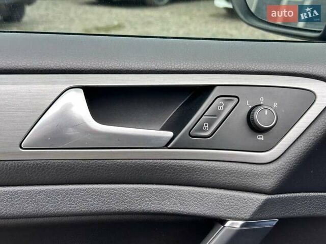 Серый Фольксваген Гольф, объемом двигателя 1.8 л и пробегом 194 тыс. км за 11800 $, фото 14 на Automoto.ua