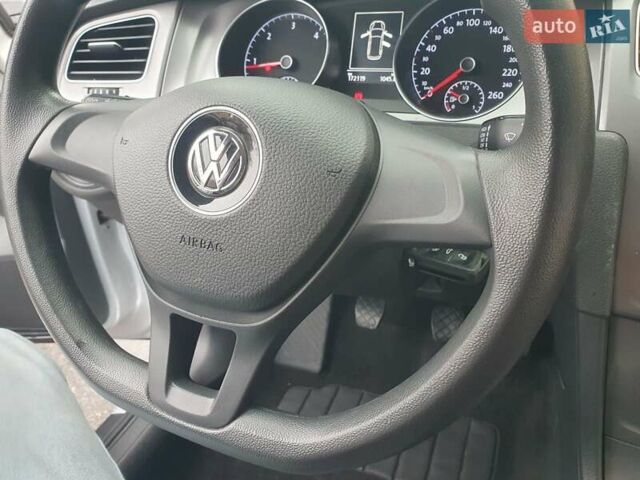 Серый Фольксваген Гольф, объемом двигателя 1.6 л и пробегом 170 тыс. км за 8500 $, фото 75 на Automoto.ua