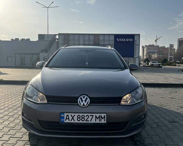 Серый Фольксваген Гольф, объемом двигателя 1.6 л и пробегом 260 тыс. км за 11700 $, фото 1 на Automoto.ua