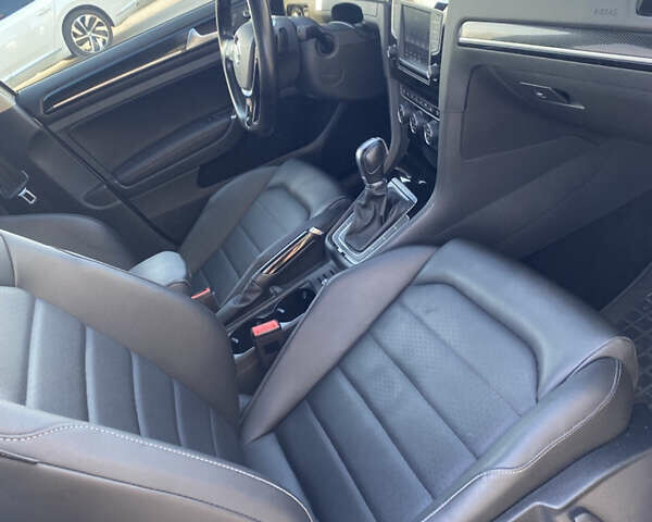 Сірий Фольксваген Гольф, об'ємом двигуна 1.97 л та пробігом 95 тис. км за 17500 $, фото 6 на Automoto.ua