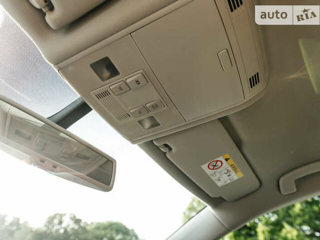 Серый Фольксваген Гольф, объемом двигателя 1.6 л и пробегом 250 тыс. км за 11100 $, фото 35 на Automoto.ua