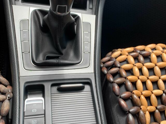 Серый Фольксваген Гольф, объемом двигателя 1.6 л и пробегом 245 тыс. км за 9999 $, фото 11 на Automoto.ua