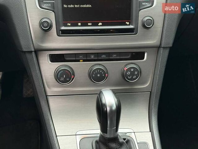 Серый Фольксваген Гольф, объемом двигателя 1.8 л и пробегом 108 тыс. км за 10500 $, фото 28 на Automoto.ua