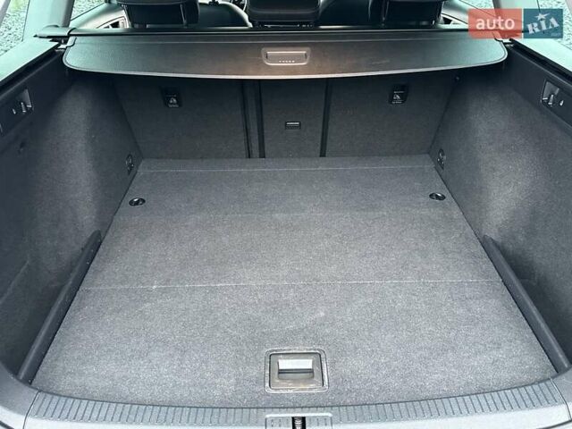 Серый Фольксваген Гольф, объемом двигателя 1.6 л и пробегом 236 тыс. км за 11450 $, фото 84 на Automoto.ua