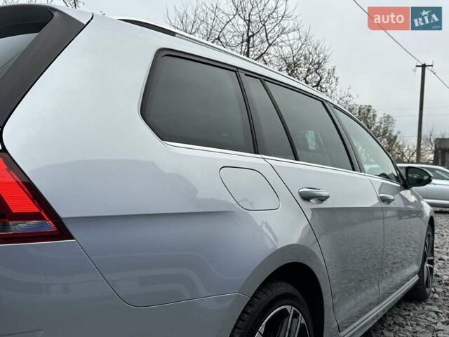 Серый Фольксваген Гольф, объемом двигателя 1.6 л и пробегом 236 тыс. км за 11450 $, фото 28 на Automoto.ua