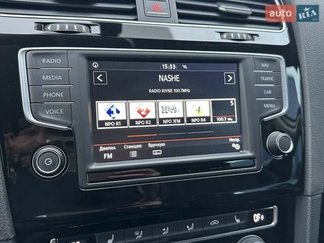 Серый Фольксваген Гольф, объемом двигателя 1.6 л и пробегом 236 тыс. км за 11450 $, фото 64 на Automoto.ua