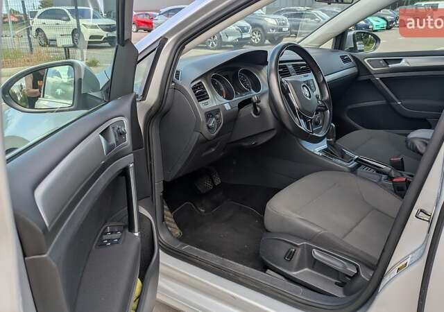 Серый Фольксваген Гольф, объемом двигателя 1.97 л и пробегом 151 тыс. км за 14000 $, фото 6 на Automoto.ua