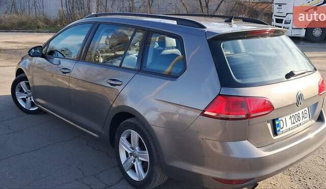 Серый Фольксваген Гольф, объемом двигателя 1.6 л и пробегом 275 тыс. км за 11000 $, фото 4 на Automoto.ua