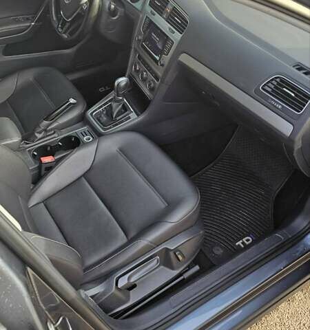 Серый Фольксваген Гольф, объемом двигателя 1.97 л и пробегом 204 тыс. км за 12900 $, фото 13 на Automoto.ua