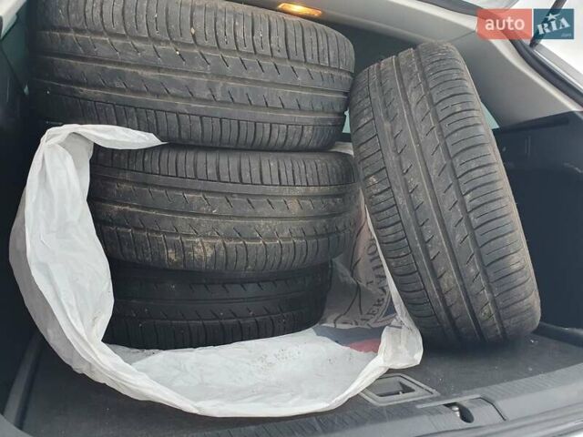 Серый Фольксваген Гольф, объемом двигателя 1.6 л и пробегом 172 тыс. км за 8800 $, фото 44 на Automoto.ua