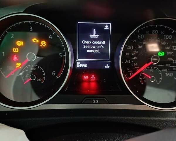 Серый Фольксваген Гольф, объемом двигателя 2 л и пробегом 85 тыс. км за 9999 $, фото 9 на Automoto.ua