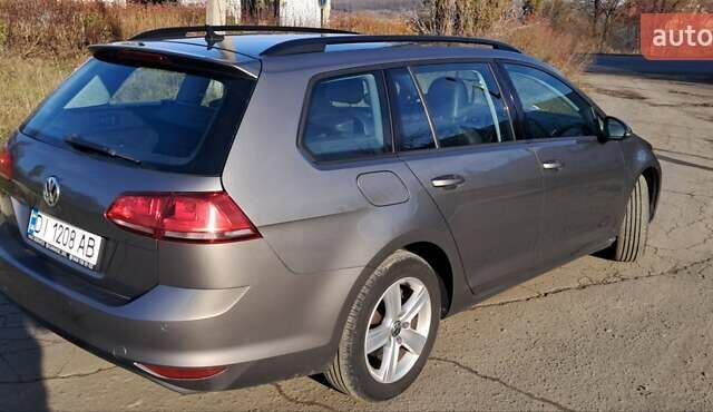 Серый Фольксваген Гольф, объемом двигателя 1.6 л и пробегом 275 тыс. км за 11000 $, фото 6 на Automoto.ua