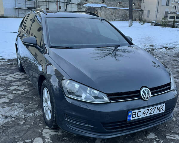 Серый Фольксваген Гольф, объемом двигателя 1.6 л и пробегом 303 тыс. км за 9300 $, фото 2 на Automoto.ua