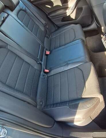 Серый Фольксваген Гольф, объемом двигателя 1.6 л и пробегом 275 тыс. км за 11000 $, фото 22 на Automoto.ua