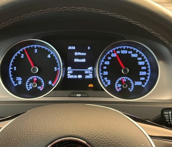 Серый Фольксваген Гольф, объемом двигателя 2 л и пробегом 250 тыс. км за 11500 $, фото 7 на Automoto.ua