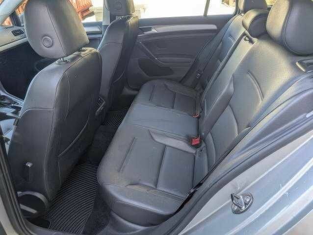 Серый Фольксваген Гольф, объемом двигателя 2 л и пробегом 121 тыс. км за 3900 $, фото 8 на Automoto.ua