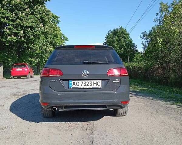 Серый Фольксваген Гольф, объемом двигателя 1.6 л и пробегом 262 тыс. км за 9500 $, фото 8 на Automoto.ua