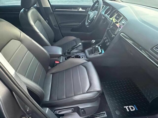 Серый Фольксваген Гольф, объемом двигателя 2 л и пробегом 73 тыс. км за 3700 $, фото 8 на Automoto.ua