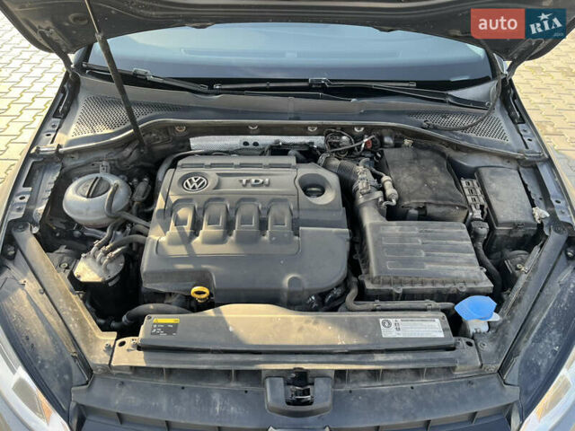 Серый Фольксваген Гольф, объемом двигателя 1.6 л и пробегом 260 тыс. км за 11700 $, фото 22 на Automoto.ua